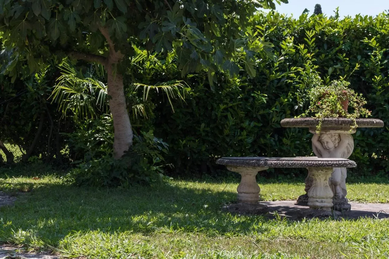 Nyaraló Villa Elisea Sirmione