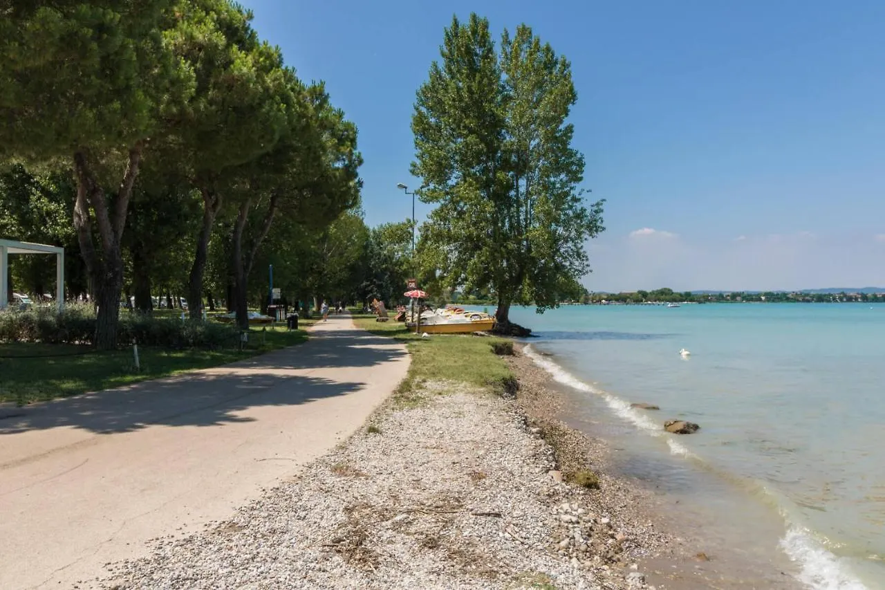 Villa Elisea Sirmione Nyaraló