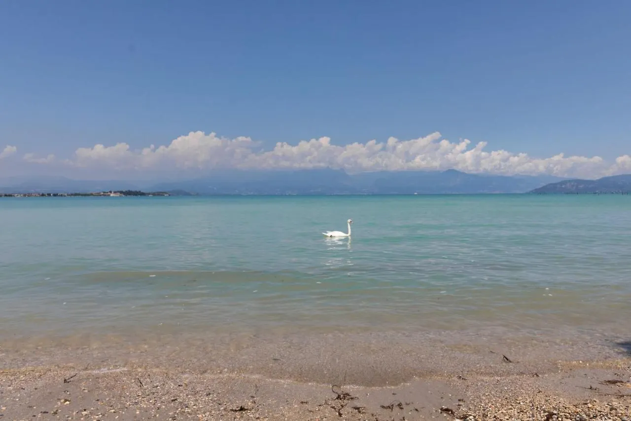 Villa Elisea Sirmione 0*,